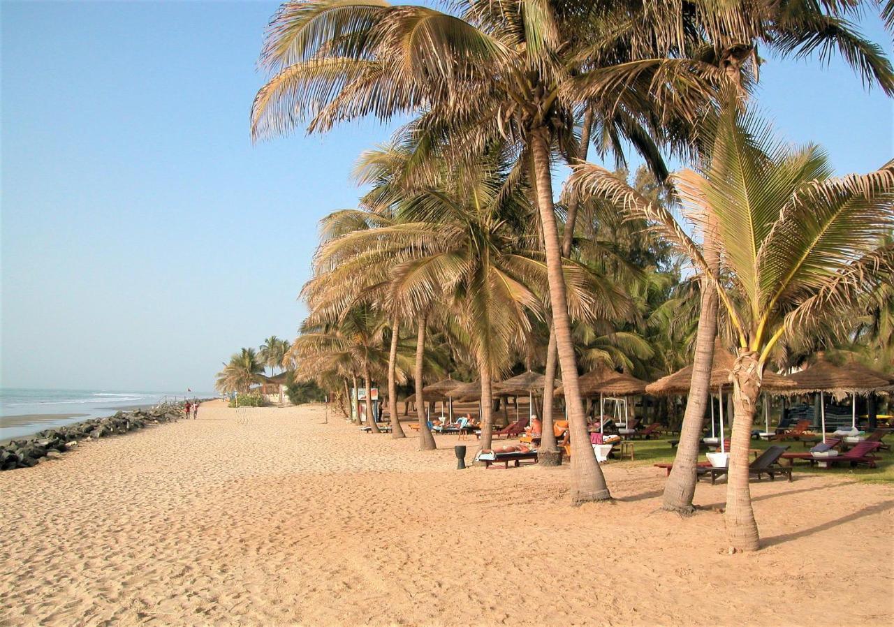 Kololi Beach Resort Exterior foto
